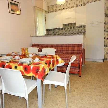 In With Fenced Garden *